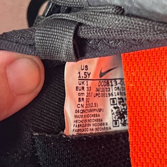 Nike Kids' Phantom Luna 2 Academy Turf Soccer Cleats  DC0813 - Picture 11 of 16